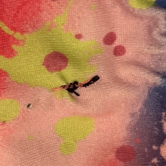 TODDLER 2T rainbow romper - Picture 4 of 5